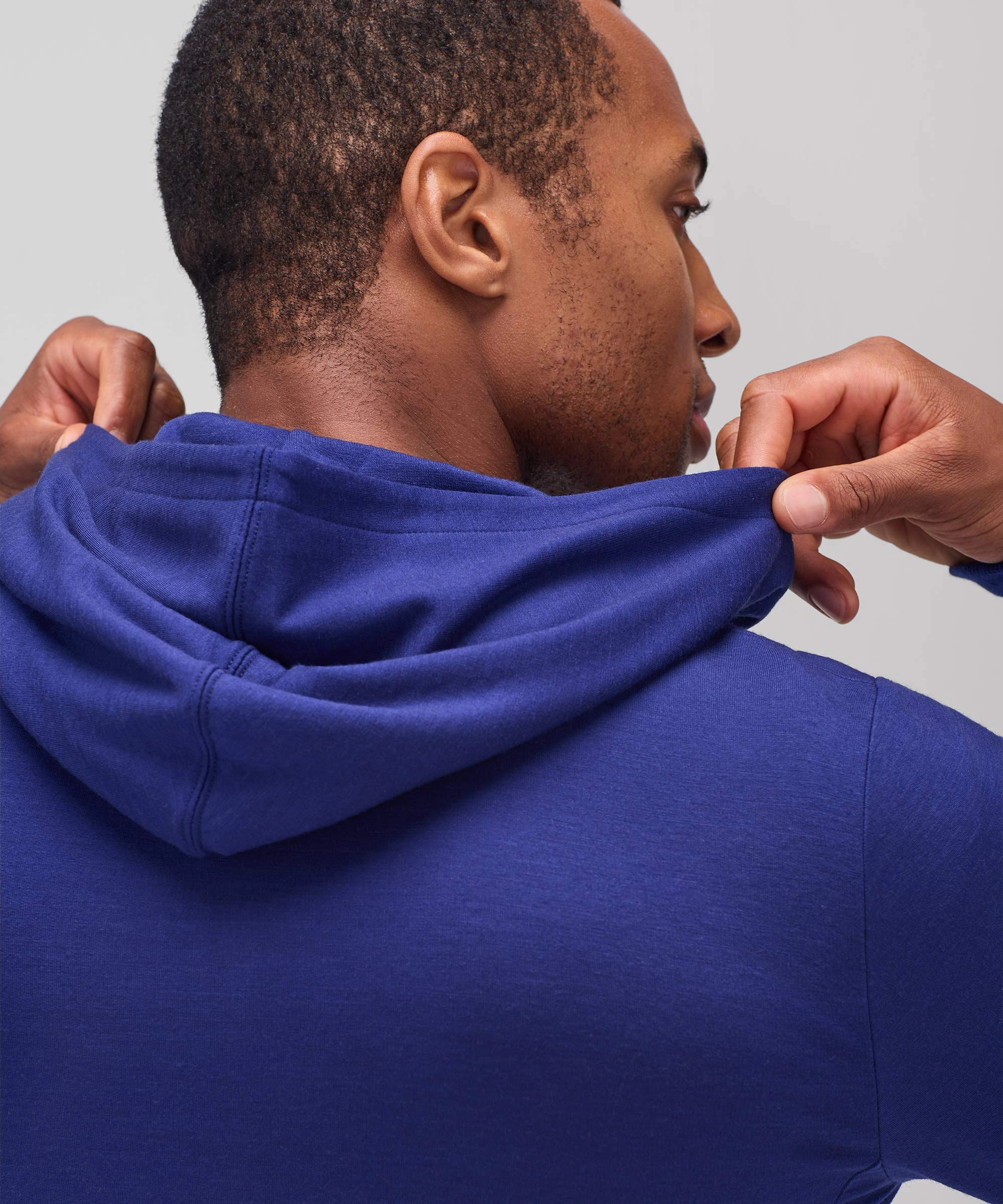 Level Up Your Travel: Premium Men's Packable Hoodie – Ultimate Comfort!